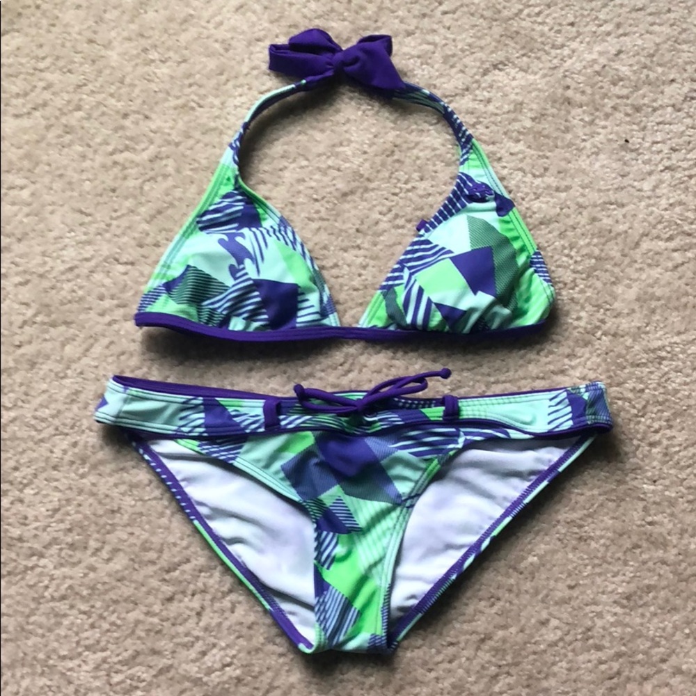 Billabong 2 piece swimsuit